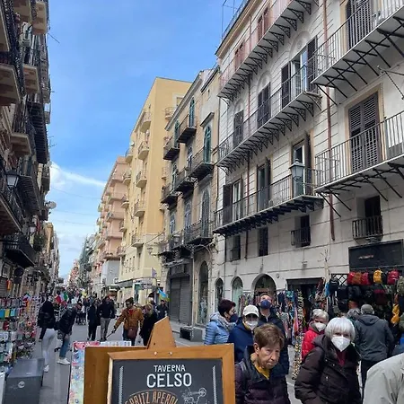 Luxury Apartament's Celso דירה *